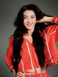 China's Most Beautiful Goalkeeper Joins Stephen Chow Movie - image 6