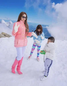 Saigon Tycoon's 10-Year-Old Daughter Turns Heads with High-Fashion Style - image 0