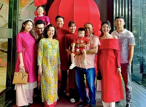 The Inspiring Rags-to-Riches Story of Tran Thanh’s Family - image 6