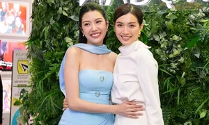 Beauty Queen Thúy Vân and Husband Share Romantic Moment at High-Profile Event - image 1