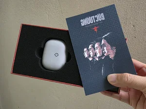 Experience the Beat: Bức Tường True Wireless Earbuds - A New Trend in Music and Style - image 6