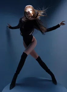Designer Do Manh Cuong Daughter Shines in Six Hour Fashion Photoshoot - image 5
