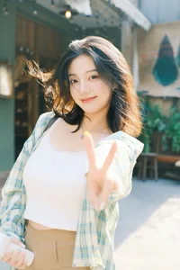 YiTuYu Art Language Vol.10183 Chao Ku Xiao Wang Zi: 15 Exclusive Artistic Portraits - image 2