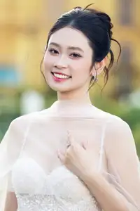 Irresistible Charm of a Miss World Vietnam 2025 Contestant's Youthful Purity - image 3