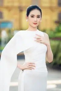 Irresistible Charm of a Miss World Vietnam 2025 Contestant's Youthful Purity - image 7