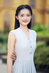 Irresistible Charm of a Miss World Vietnam 2025 Contestant's Youthful Purity - image 4