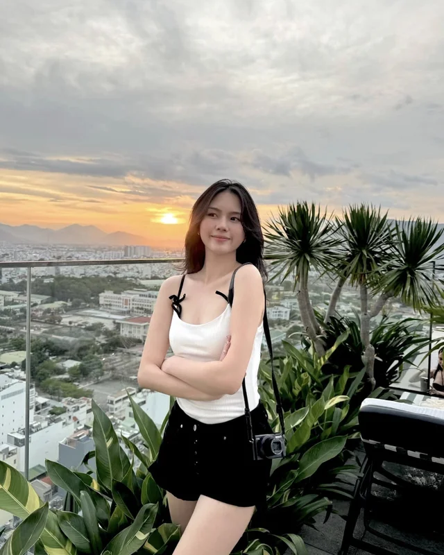 The Beauty of Tuyen Quang: Meet the Top WAG of Vietnamese Football
