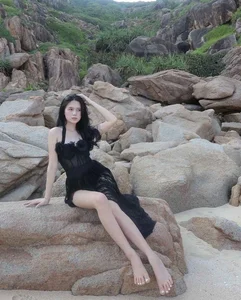 The Beauty of Tuyen Quang: Meet the Top WAG of Vietnamese Football - image 4