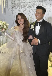 Celebrating TiTi HKT’s Wedding: A Star-Studded Event Featuring Full HKT Band Reunion and Bridal Elegance - image 1