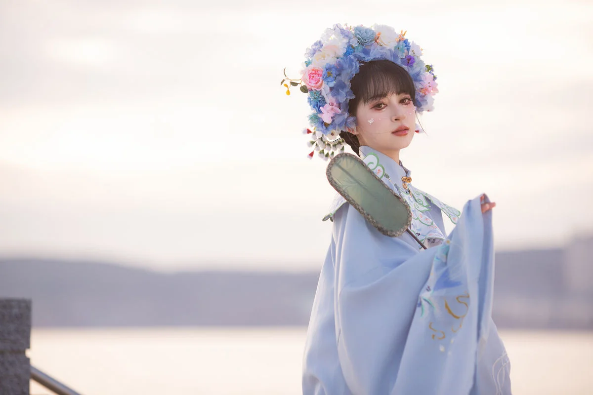 YiTuYu Art Language Vol.6420: Capturing the Timeless Elegance and Aesthetic Grace of Yi Xuan