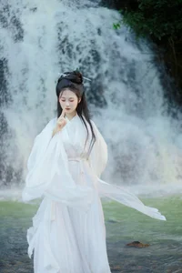 Discovering the Poetic Visuals of Art Language Vol.5754 Shu Pian Yoyi - YiTuYu Premium Art Gallery - image 13