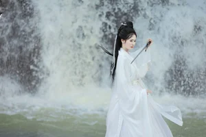 Discovering the Poetic Visuals of Art Language Vol.5754 Shu Pian Yoyi - YiTuYu Premium Art Gallery - image 0