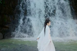 Discovering the Poetic Visuals of Art Language Vol.5754 Shu Pian Yoyi - YiTuYu Premium Art Gallery - image 20