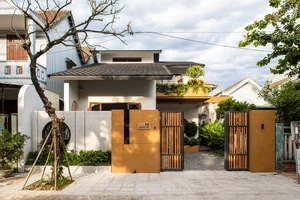 Stunning 170m² Da Nang Home: Terracotta Facade and Spiral Stairs - image 10