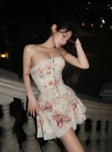 Navigating Social Media Fame: Hot Girl Faces Controversial Comments Over Seductive Fashion Style - image 5