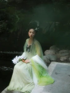 YiTuYu Art Language Vol.6662: Featuring the Graceful Luo Yu Qing Ling - image 3