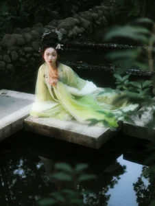 YiTuYu Art Language Vol.6662: Featuring the Graceful Luo Yu Qing Ling - image 5