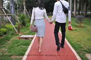IESS Silk Foot Bento 127: Stunning Outdoor Stocking Fashion and Urban Photography - image 11
