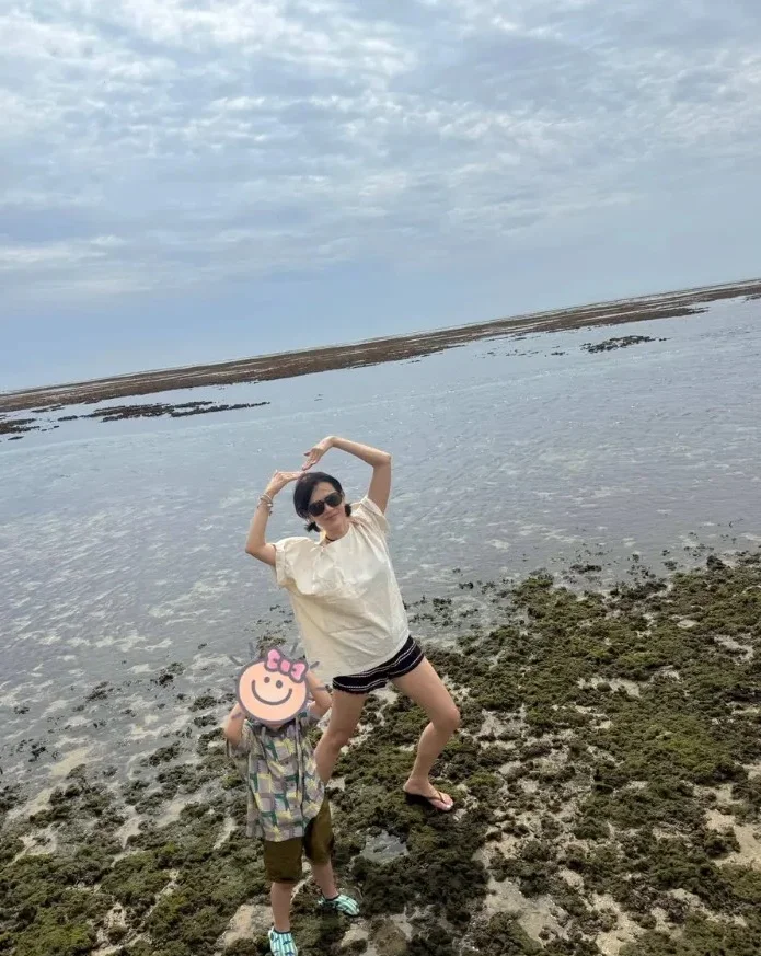 Son Ye Jin and Hyun Bin Spotted on Rare Beach Outing with Their Growing Son
