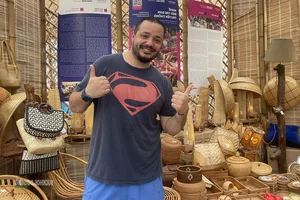 Youth of Phu Vinh Bamboo and Rattan Village Preserve Vietnamese Traditional Crafts in 2026 - image 0