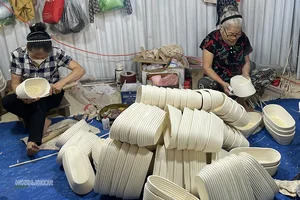 Youth of Phu Vinh Bamboo and Rattan Village Preserve Vietnamese Traditional Crafts in 2026 - image 6