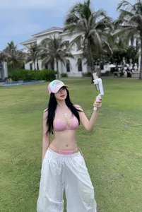 Tam Tit Captivates Fans with Ethereal and Seductive Fairy-Like Aesthetic - image 9