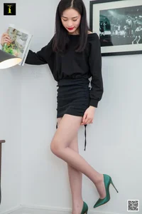 Elegant Intellectual Style Featuring Shan Shan in IESS Collection - image 7