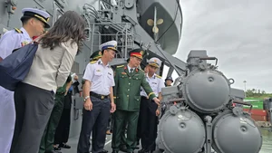 Naval Power: A Close Look at Japanese Warship Systems Docking in Da Nang - image 7