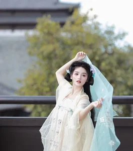 Elegant Garden Portraits: Yu Wen in Art Language Vol.6248 - image 7