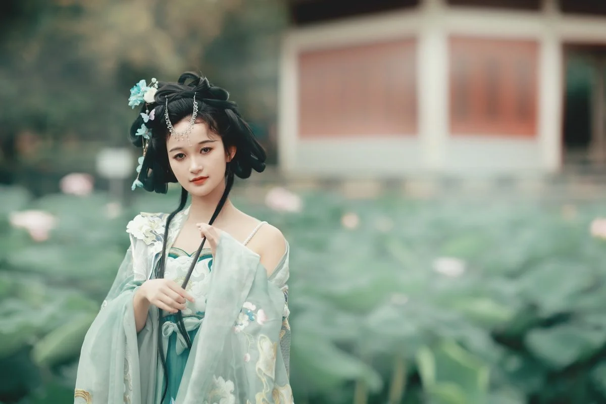 YiTuYu Art Language Vol.4854 Featuring Zhang Yu Photography Highlights