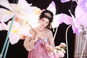 Sophisticated Style: YiTuYu Art Language Vol.5651 Featuring KaiLin Jiang - image 18
