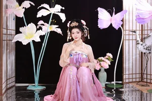 Sophisticated Style: YiTuYu Art Language Vol.5651 Featuring KaiLin Jiang - image 11