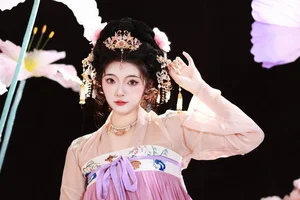 Sophisticated Style: YiTuYu Art Language Vol.5651 Featuring KaiLin Jiang - image 21