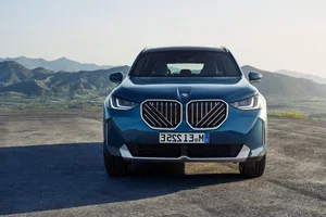 The All-New BMW X3 Debuts with Powerful Hybrid Engine Upgrades - image 5