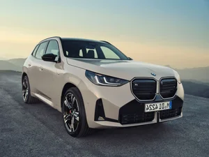 The All-New BMW X3 Debuts with Powerful Hybrid Engine Upgrades - image 3