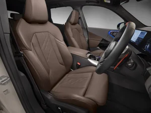 The All-New BMW X3 Debuts with Powerful Hybrid Engine Upgrades - image 17