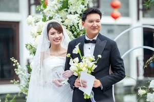Chí Trung và bạn gái dự đám cưới diễn viên Ngọc Huyền - image 3