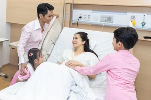 Khanh Thi Welcomes Third Baby: The Ballroom Queen’s Radiant Postpartum Beauty Captivates Fans Worldwide - image 6