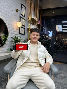 Inside the Massive Wealth of Quang Hai and Chu Thanh Huyen: Luxury Cars, Real Estate, and High-End Brand Collections - image 4