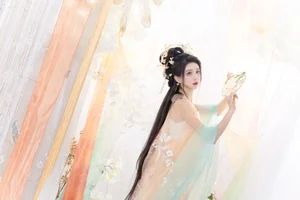 Elegant Visuals in YiTuYu Art Language Vol.5606 with Qi Luo Sheng De Xiao Su Su - image 27