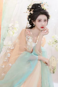 Elegant Visuals in YiTuYu Art Language Vol.5606 with Qi Luo Sheng De Xiao Su Su - image 4