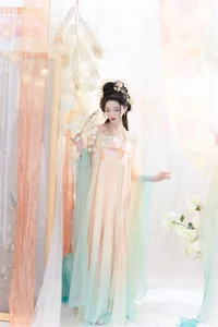 Elegant Visuals in YiTuYu Art Language Vol.5606 with Qi Luo Sheng De Xiao Su Su - image 5