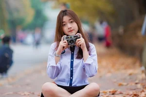 High-Definition 4K Cute Girl Wallpapers: Premium 2026 Portrait Collection - image 7
