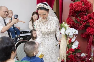 Bold Bridal Trends: Vietnamese Celebrities Shining in Sheer and Transparent Wedding Dresses - image 4