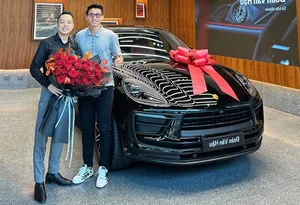 Why Footballer Doan Van Hau Hasn't Built a New House for Parents - image 8