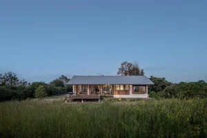 Sustainable Living in Chiang Mai: A Single-Story Retreat Crafted from Recycled Wood and Natural Elements - image 6