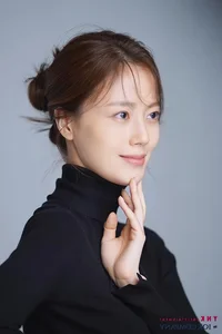 Song Joong Ki's Rumored Ex-Girlfriend Ties the Knot at 40: Identity of Groom Revealed - image 4
