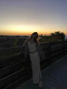 Former Gymnast Pham Nhu Phuong Enjoys New Chapter with Stunning US Vacation - image 1