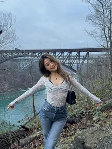 Former Gymnast Pham Nhu Phuong Enjoys New Chapter with Stunning US Vacation - image 0