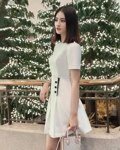 Miss World Vietnam Y Nhi Praised for Stylish School Outfits in Australia - image 5